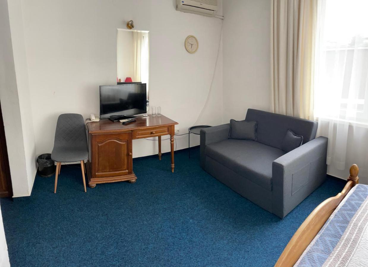 Hotel Rotasar Софія Екстер'єр фото