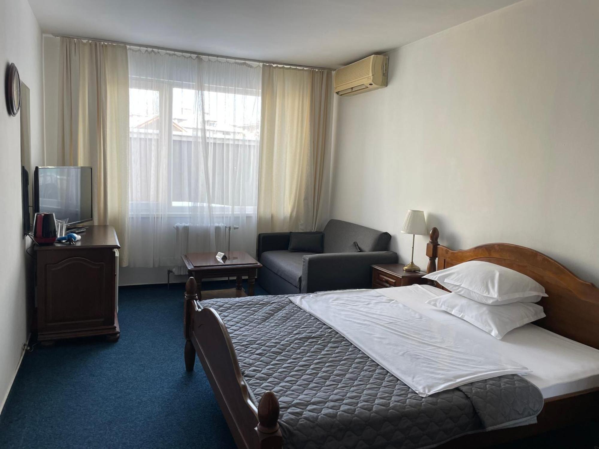 Hotel Rotasar Софія Екстер'єр фото