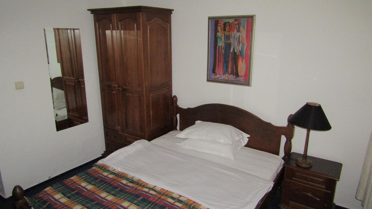 Hotel Rotasar Софія Екстер'єр фото